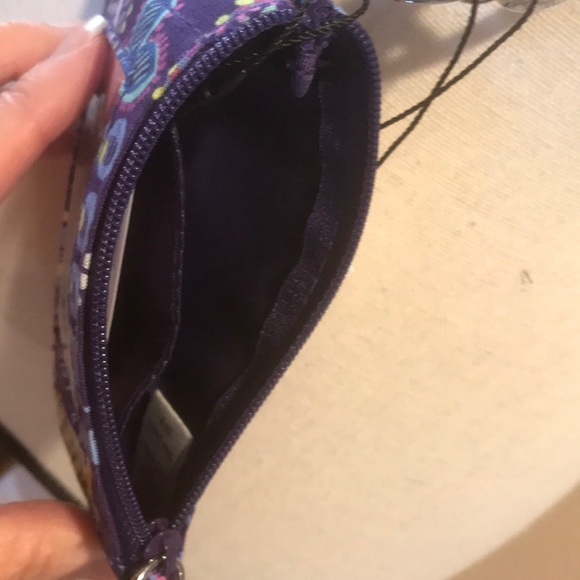 Vera Bradley ✨NWT✨Lanyard with Zip ID Case. - Picture 4 of 5